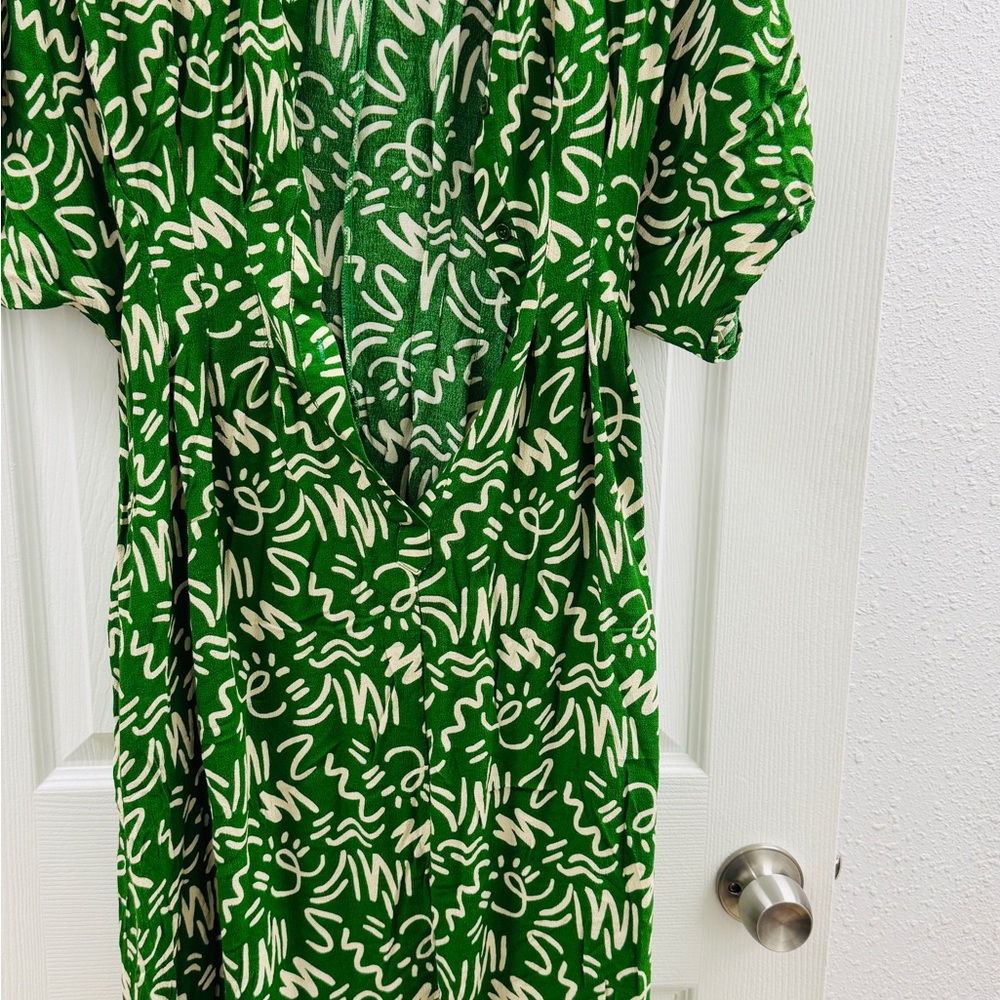 Zara Green and Cream Leaf Print Dress